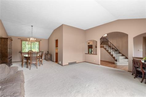 14826 Stone Creek Oval Strongsville OH 44149