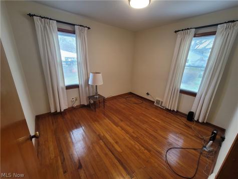 5093 Nan Linn Drive Willoughby OH 44094