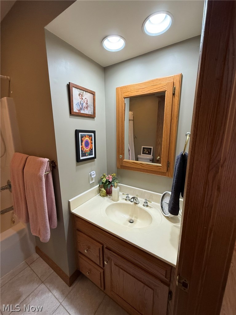 256 Clarence Drive SE New Philadelphia OH 44663