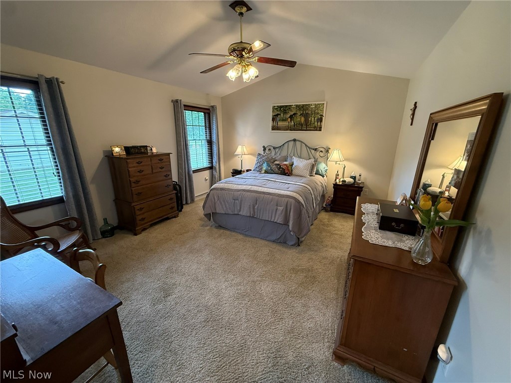 256 Clarence Drive SE New Philadelphia OH 44663