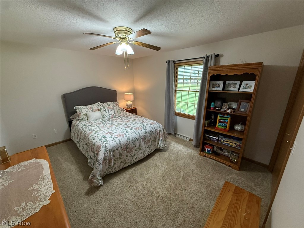 256 Clarence Drive SE New Philadelphia OH 44663