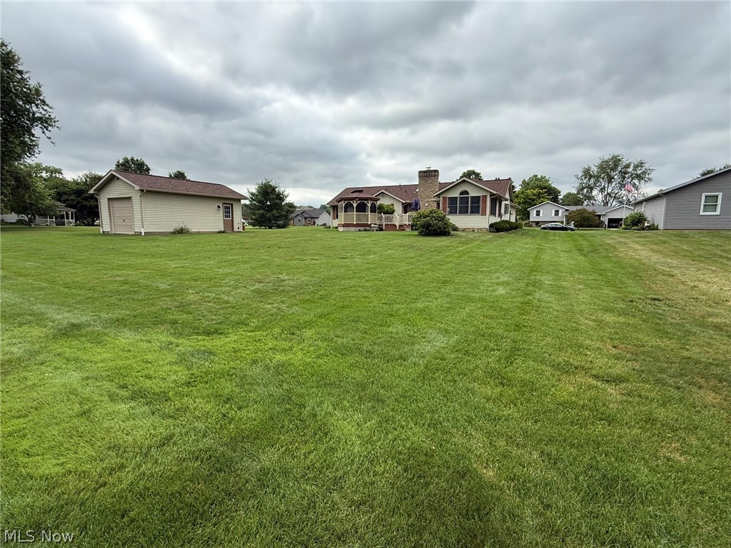 256 Clarence Drive SE New Philadelphia OH 44663