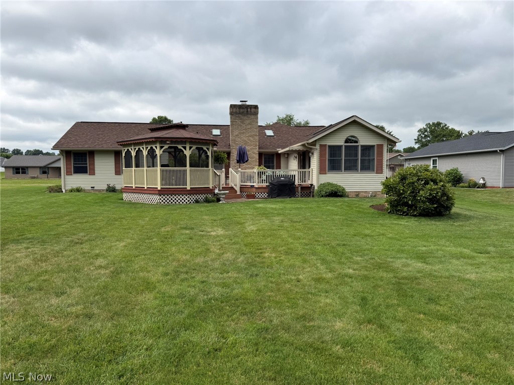 256 Clarence Drive SE New Philadelphia OH 44663