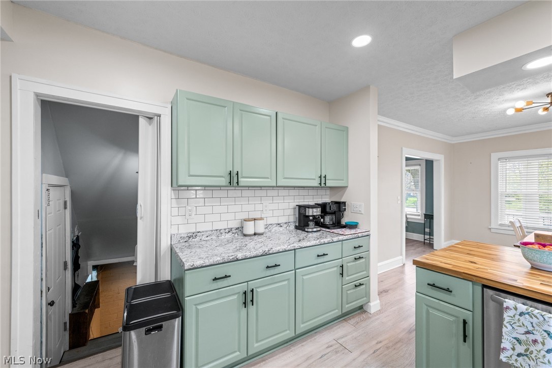2195 Arthur Avenue Lakewood OH 44107