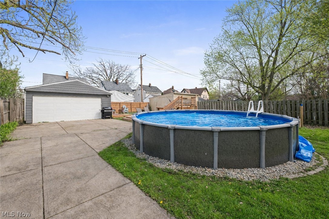 2195 Arthur Avenue Lakewood OH 44107