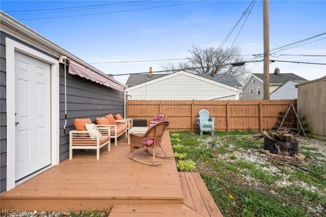 2195 Arthur Avenue Lakewood OH 44107