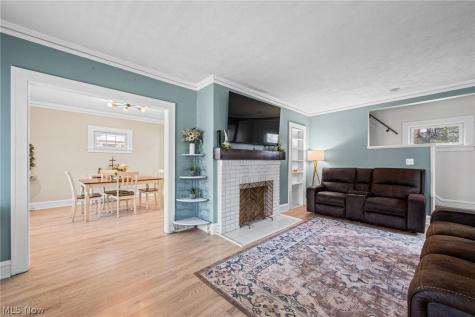 2195 Arthur Avenue Lakewood OH 44107