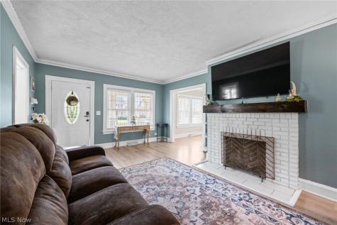2195 Arthur Avenue Lakewood OH 44107