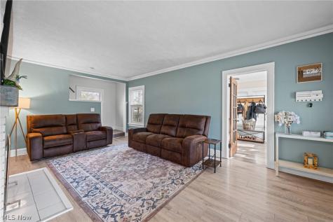 2195 Arthur Avenue Lakewood OH 44107