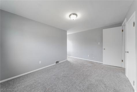 23614 Cedar Road Beachwood OH 44122