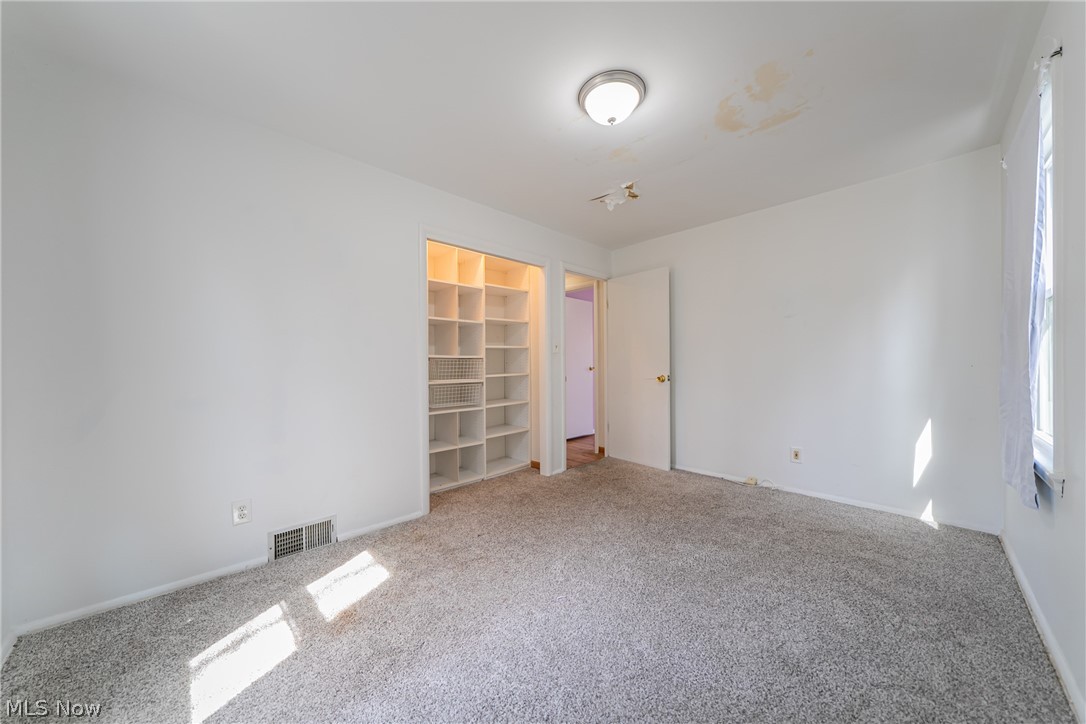 23614 Cedar Road Beachwood OH 44122
