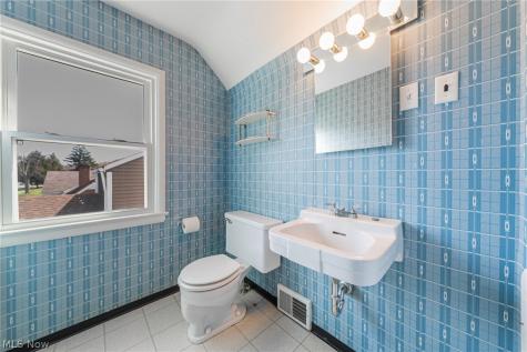 23614 Cedar Road Beachwood OH 44122