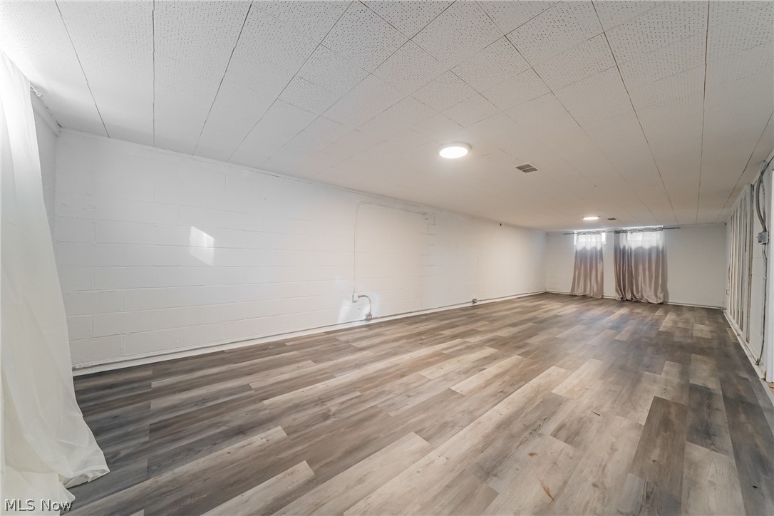 23614 Cedar Road Beachwood OH 44122