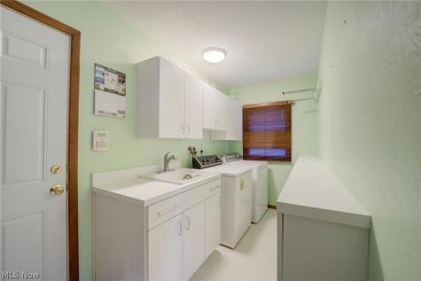 2065 Salem Westlake OH 44145