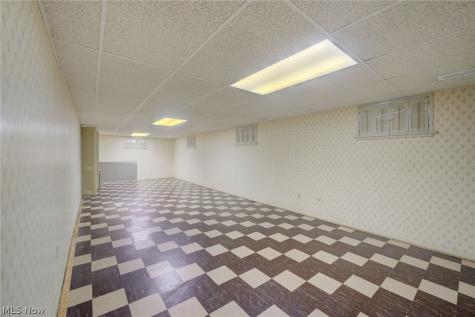 2065 Salem Westlake OH 44145