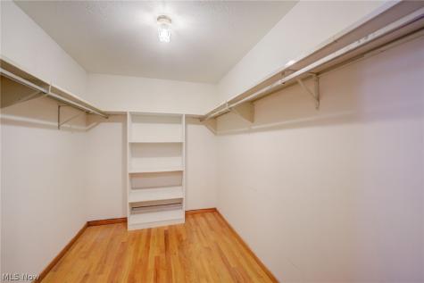 2065 Salem Westlake OH 44145