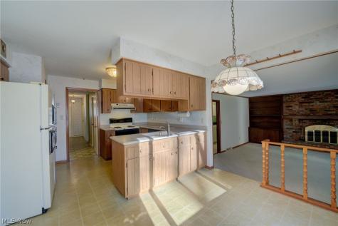 2065 Salem Westlake OH 44145