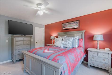 9185 Stonebriar Lane North Ridgeville OH 44039