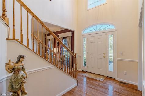 9185 Stonebriar Lane North Ridgeville OH 44039
