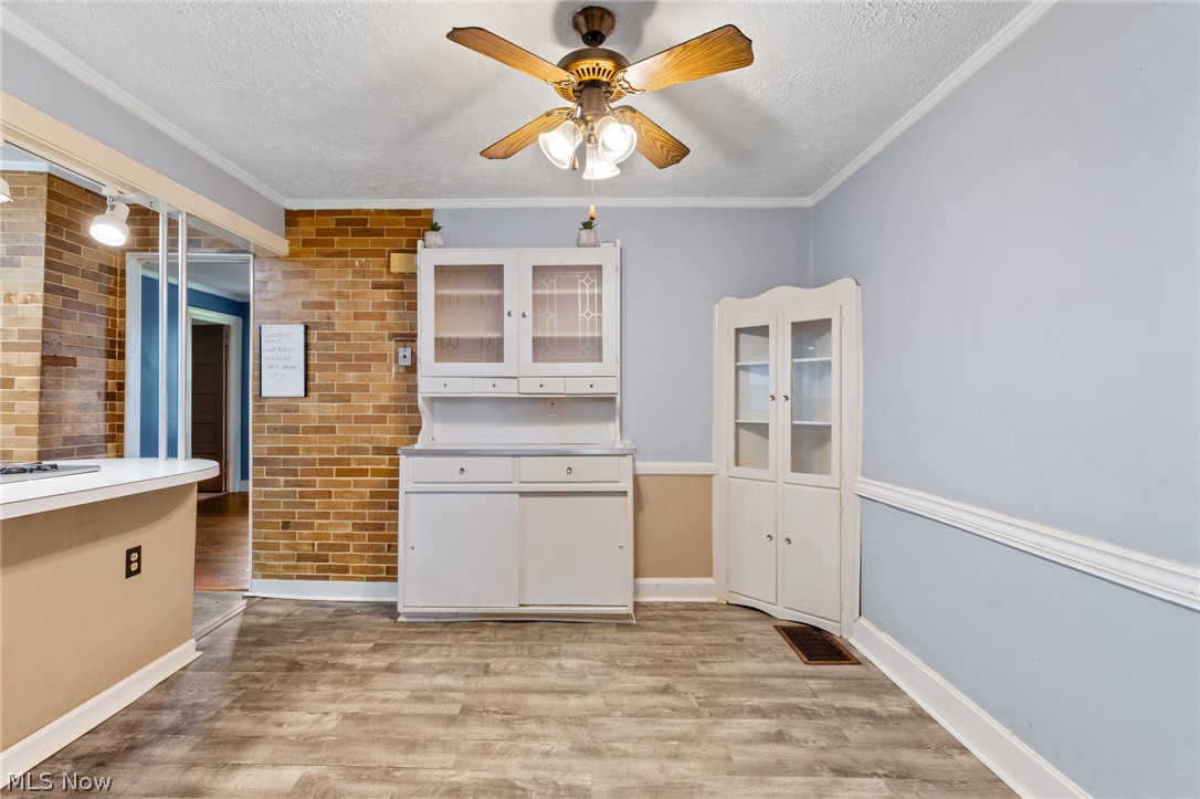 3213 Regent Avenue NE Canton OH 44705