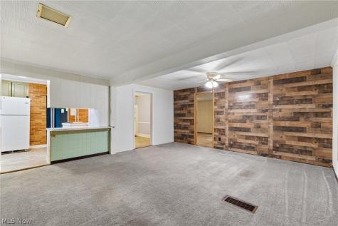 3213 Regent Avenue NE Canton OH 44705