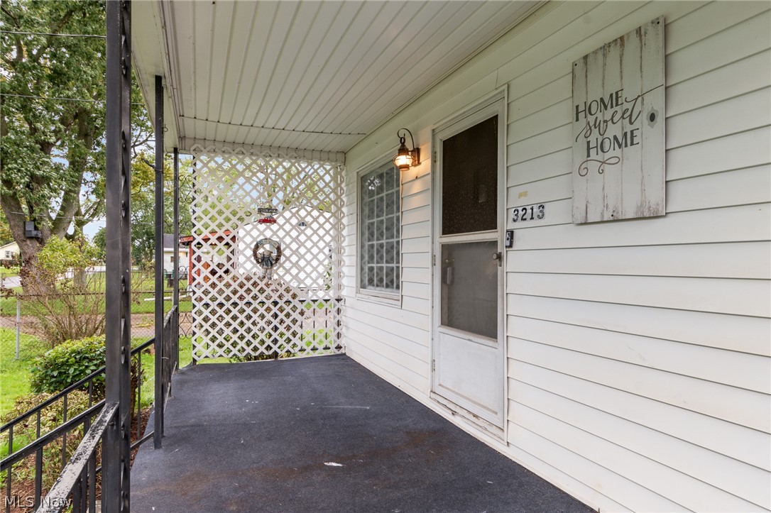 3213 Regent Avenue NE Canton OH 44705