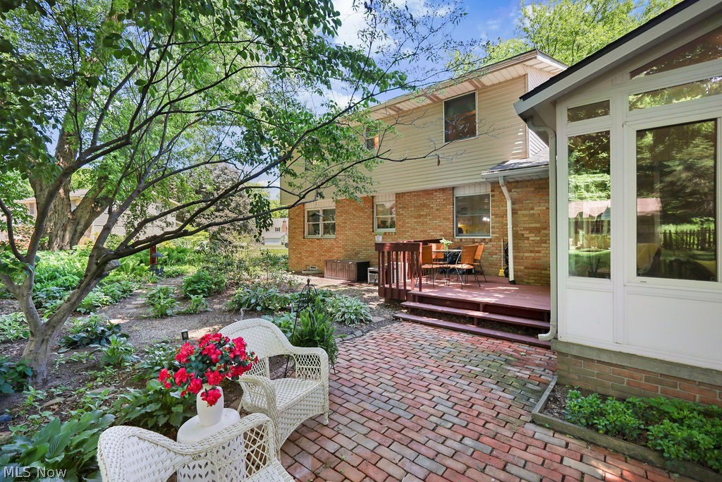 2438 Lyndon Drive Green OH 44685