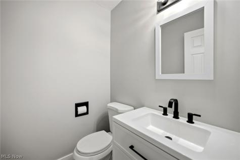 14367 Crown Point Parkway Strongsville OH 44136