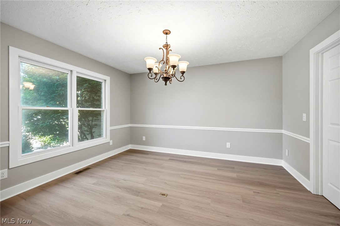 14367 Crown Point Parkway Strongsville OH 44136
