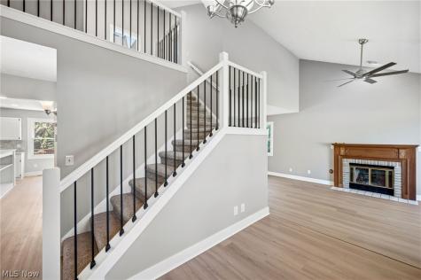 14367 Crown Point Parkway Strongsville OH 44136