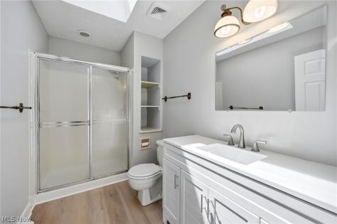 14367 Crown Point Parkway Strongsville OH 44136