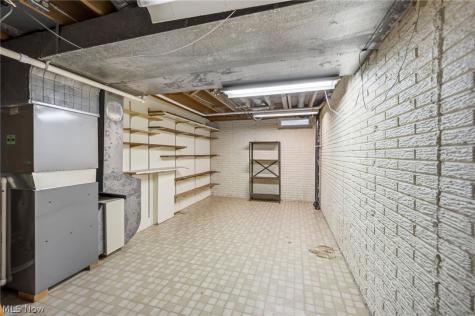14367 Crown Point Parkway Strongsville OH 44136