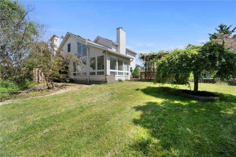14367 Crown Point Parkway Strongsville OH 44136