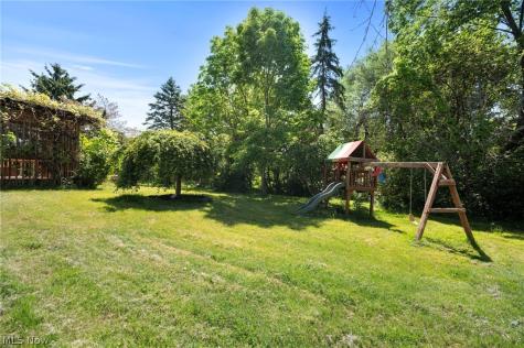 14367 Crown Point Parkway Strongsville OH 44136