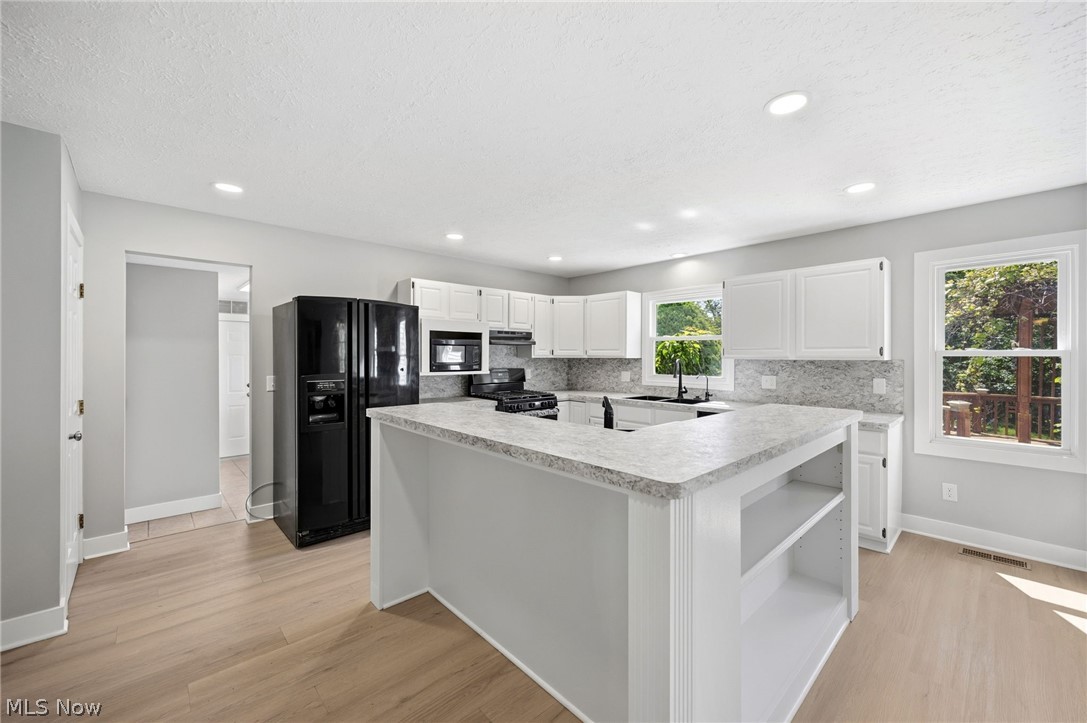 14367 Crown Point Parkway Strongsville OH 44136