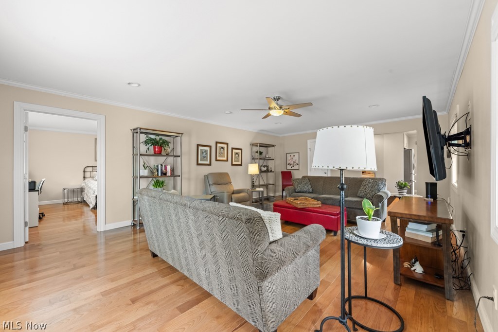 1319 Glamorgan Street Alliance OH 44601