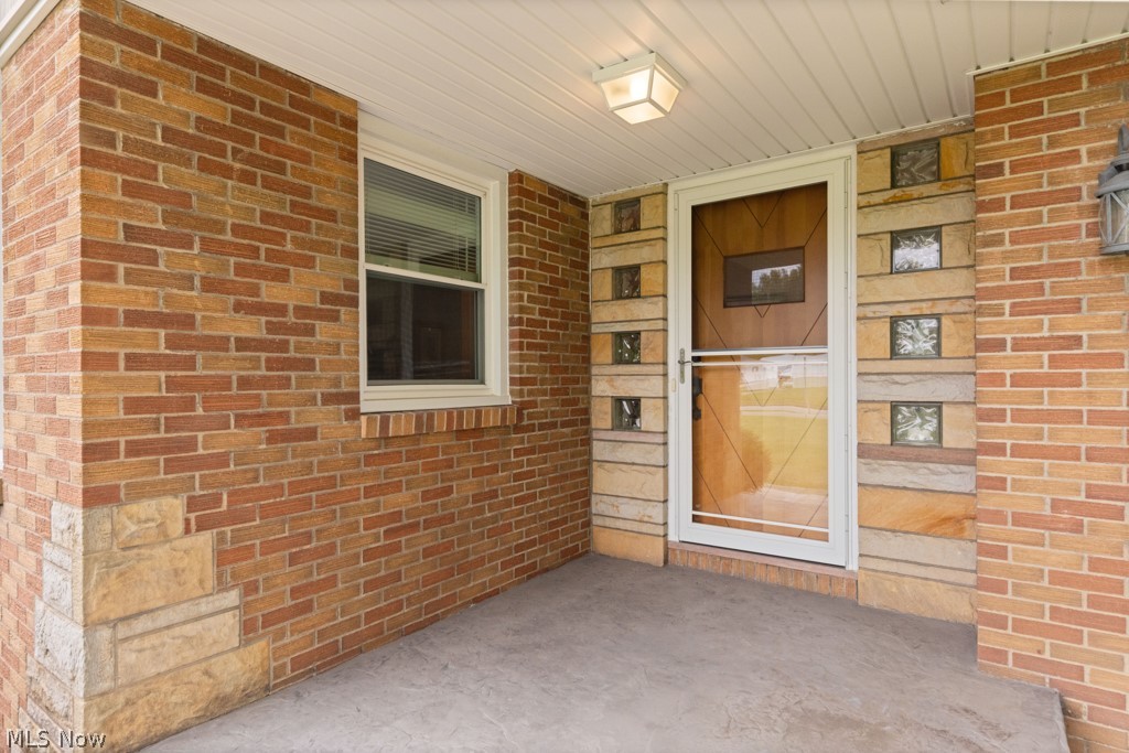 1319 Glamorgan Street Alliance OH 44601