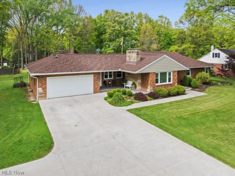 1319 Glamorgan Street Alliance OH 44601