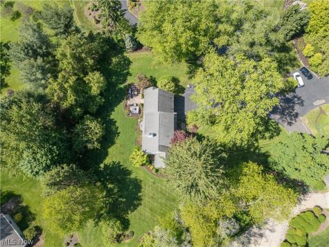2810 Brentwood Close Street NW Canton OH 44708