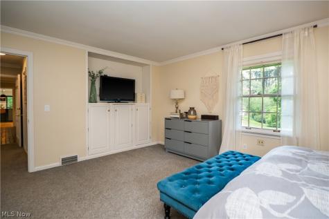 2810 Brentwood Close Street NW Canton OH 44708