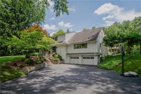 2810 Brentwood Close Street NW Canton OH 44708