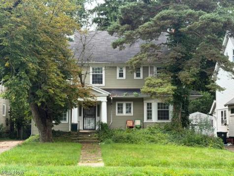 1676 Lee Road Cleveland Heights OH 44118