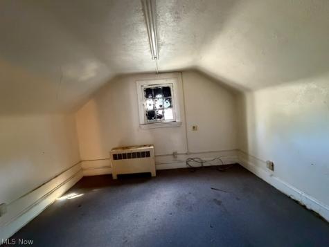 1676 Lee Road Cleveland Heights OH 44118