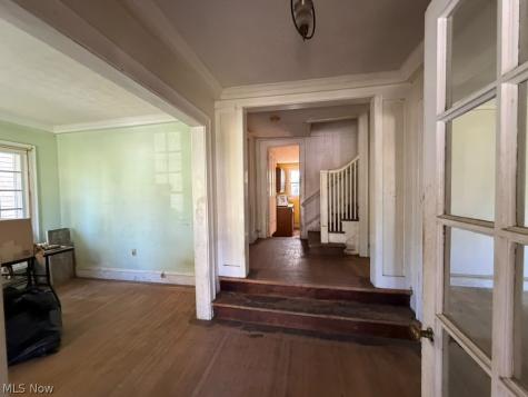 1676 Lee Road Cleveland Heights OH 44118