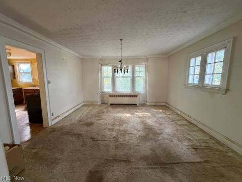 1676 Lee Road Cleveland Heights OH 44118