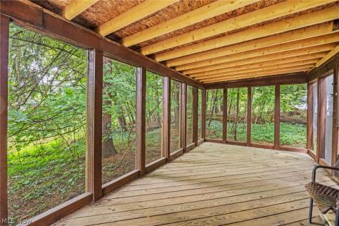 275 1st Street Wadsworth OH 44281