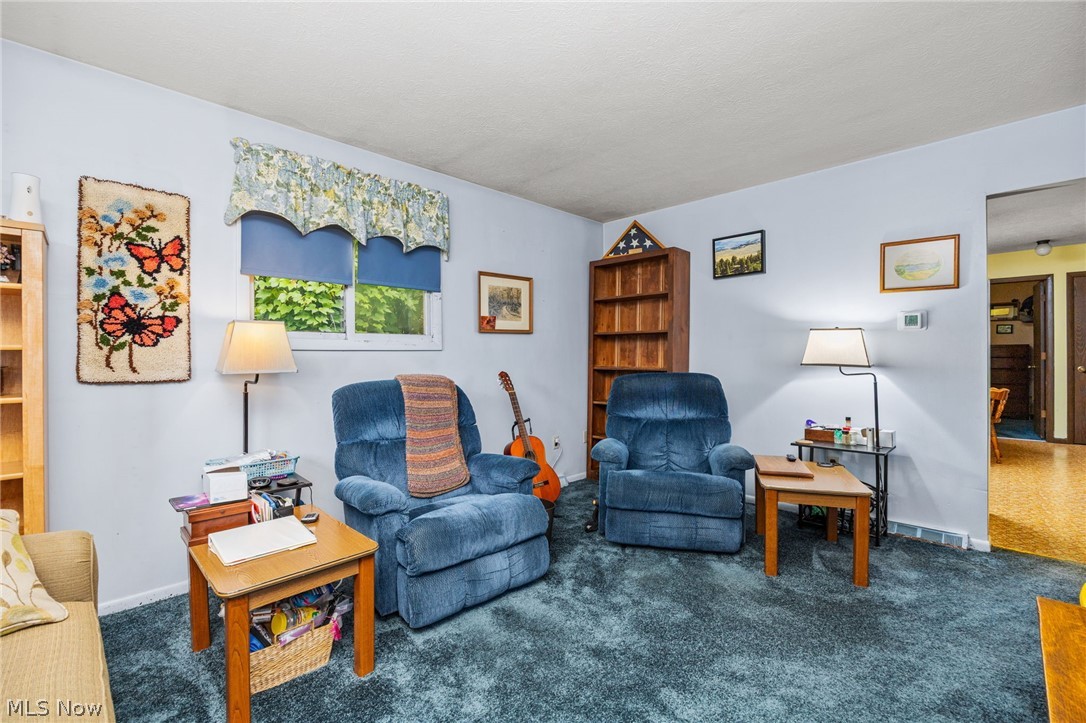 275 1st Street Wadsworth OH 44281