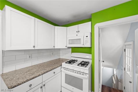 4410 W 61st Street Cleveland OH 44144