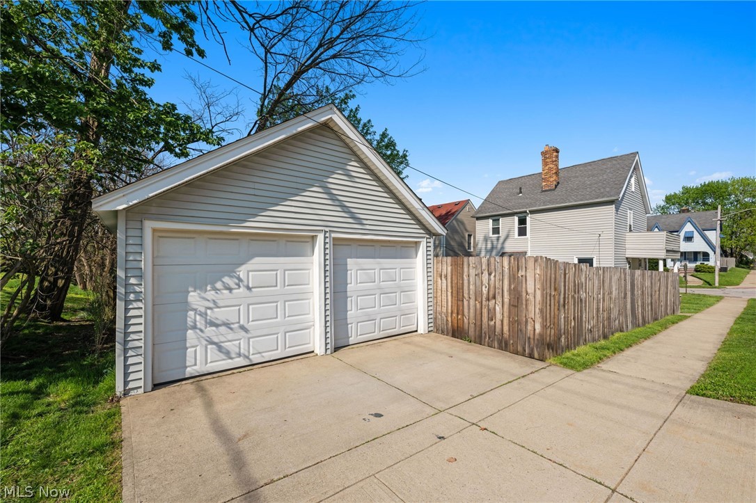 4410 W 61st Street Cleveland OH 44144