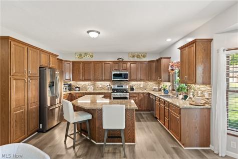 20424 Scotch Pine Way Strongsville OH 44149